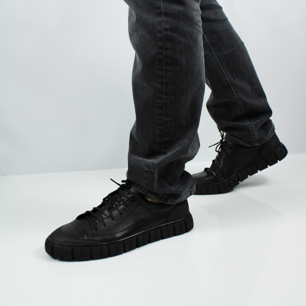 Кеды на шнуровке ROOMAN