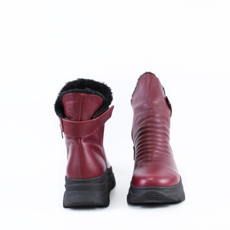 Ботинки на липучках