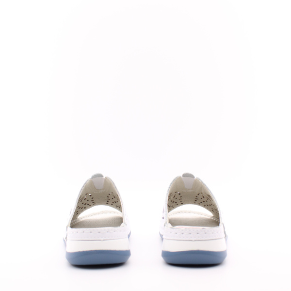 Сабо белое перфорированное TOFA