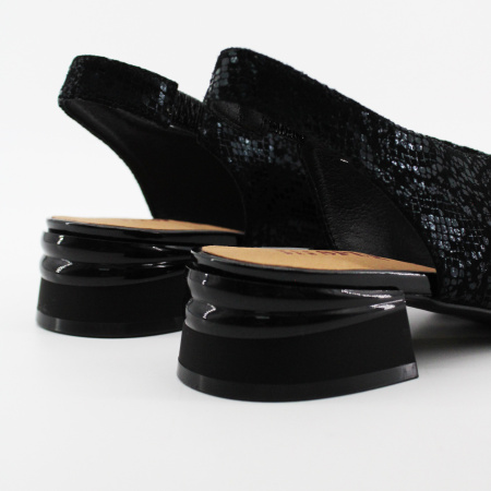 SPUR босоножки