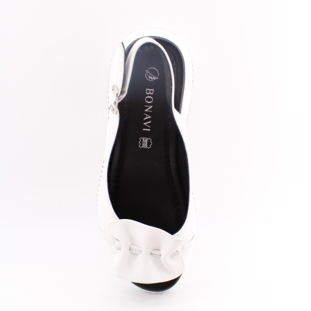 LUKME босоножки белые с черным акцентом