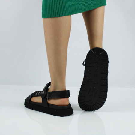 Сандалии MADELLA