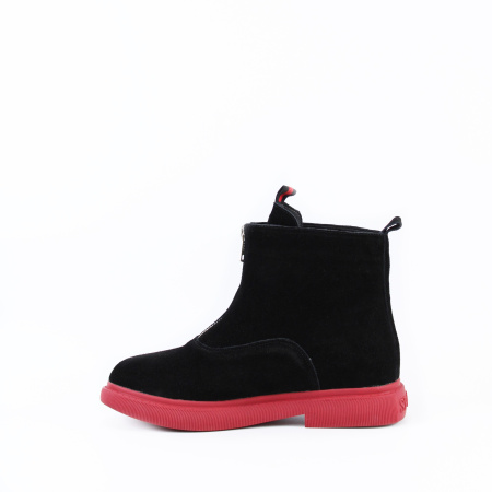 Ботинки на красной подошве