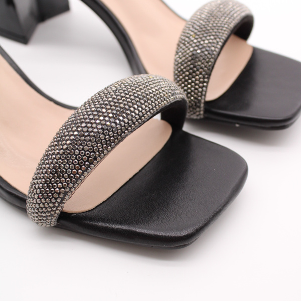 Босоножки BONAVI