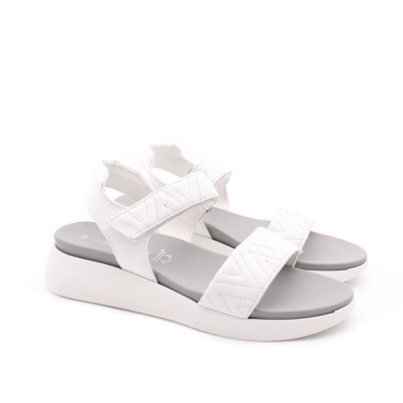 Белые кожаные сандалии MARCO TOZZI
