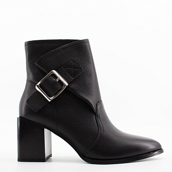 SPUR ботильоны на каблуке