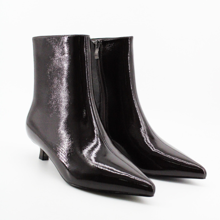 TOFA лаковые ботильоны