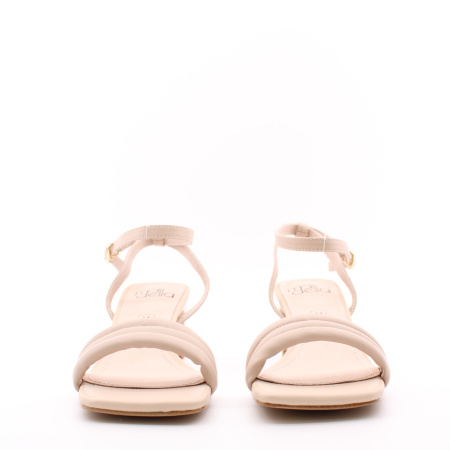 Босоножки MADELLA