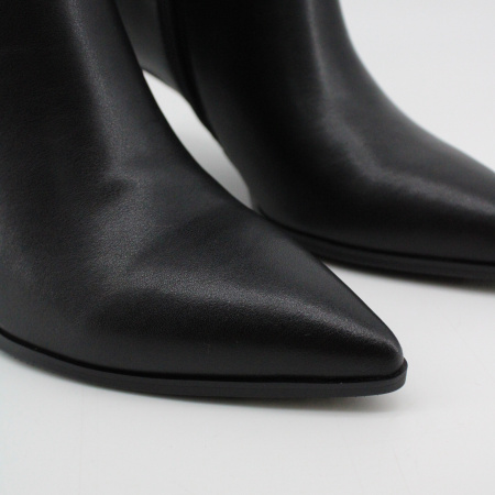 MADELLA сапоги на каблуке