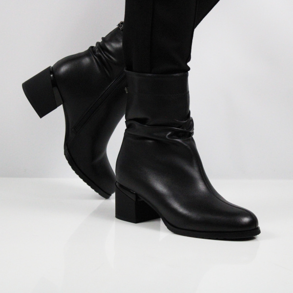 LUKME ботильоны