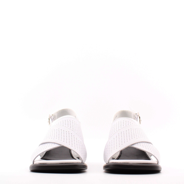 SPUR босоножки белые перфорированные