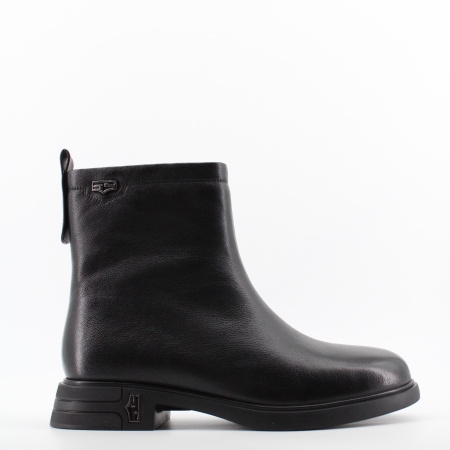 BADEN полусапожки на низком каблуке