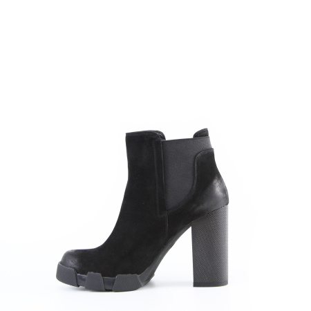 Ботильоны замшевые