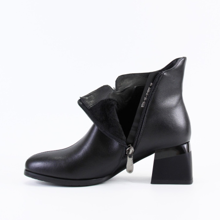 Ботильоны черные BONAVI