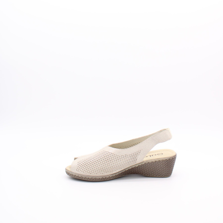 Серебряные босоножки