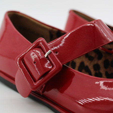 SPUR туфли красные, лакированые