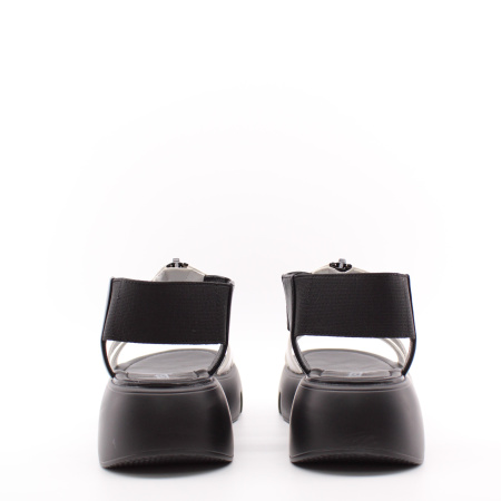 Босоножки BETSY