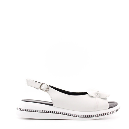 LUKME босоножки белые с черным акцентом