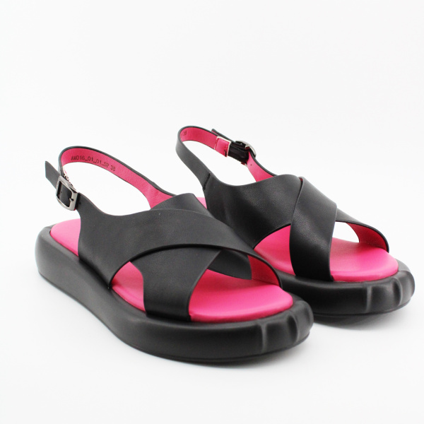 SPUR сандалии