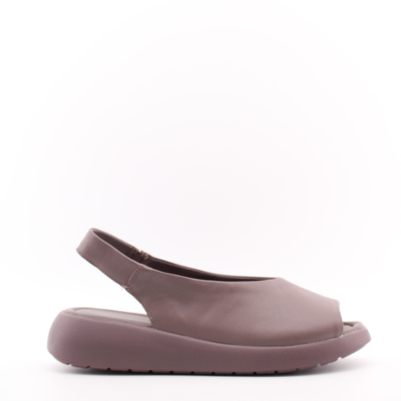 Летние босоножки на платформе MADELLA