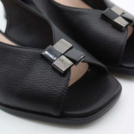 BADEN босоножки на каблуке