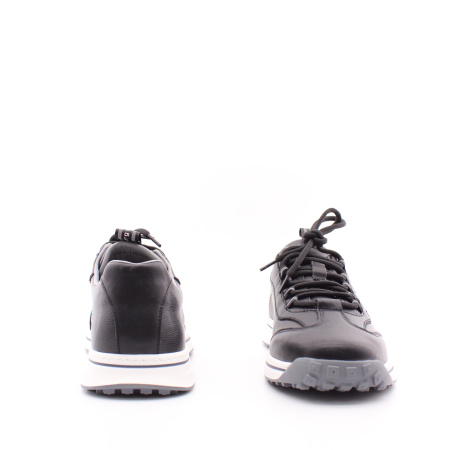 Черные кроссовки на белой подошве RESPECT