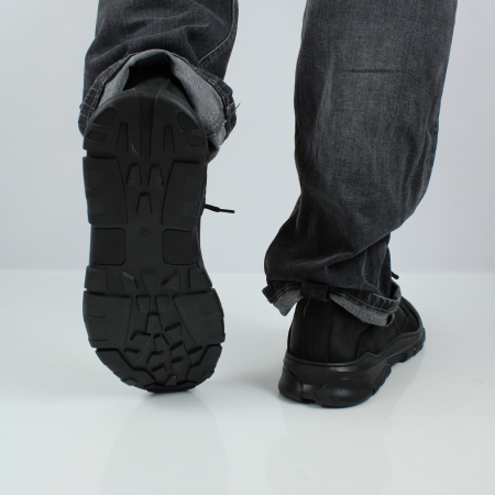 Кроссовки BASKARA