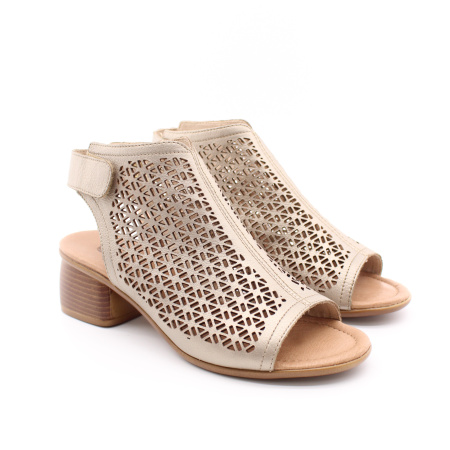 Золотые босоножки с перфорацией REMONTE