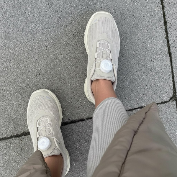 STROBBS кроссовки