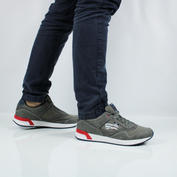 Кроссовки TOFA