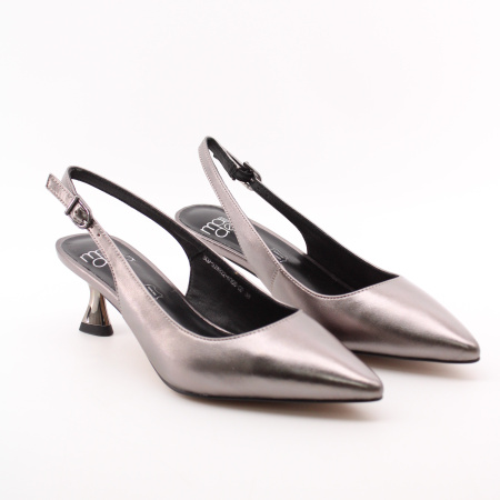 MADELLA открытая пятка, зауженный носок