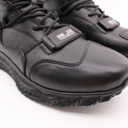 Кроссовки BASKARA