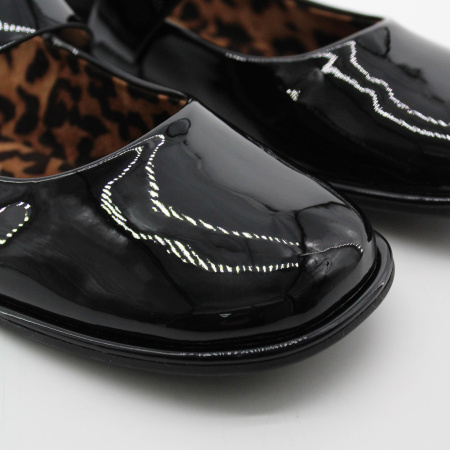 SPUR мягкие лакированные туфли