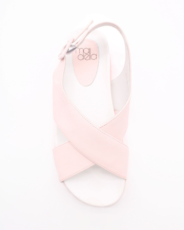 Розовые босоножки на танкетке MADELLA