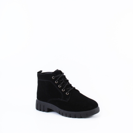Замшевые ботинки