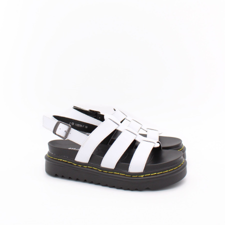 Босоножки на высокой подошве TOFA