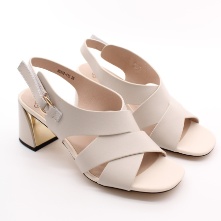 Босоножки из натуральной кожи BADEN