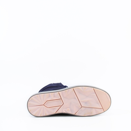 Ботинки на высокой подошве