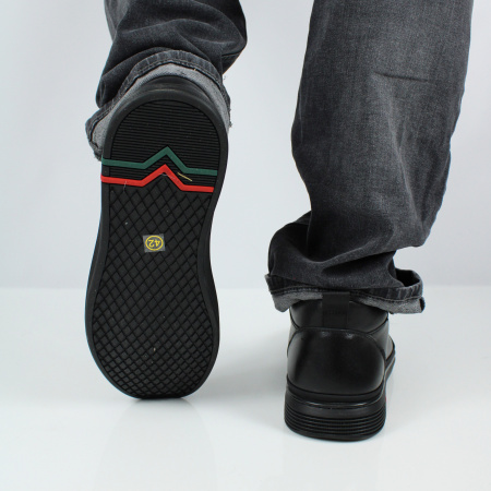 Кроссовки RESPECT