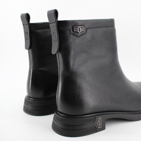 BADEN полусапожки на низком каблуке