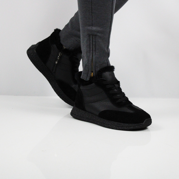 SPUR зимние кроссовки