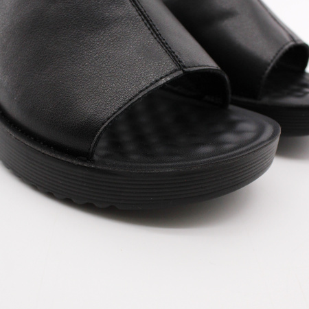 LUKME сабо-черное на танкетке