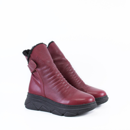 Ботинки на липучках