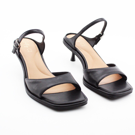 BETSY Босоножки на каблуке-рюмочке