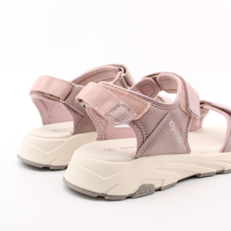 CROSBY сандалии