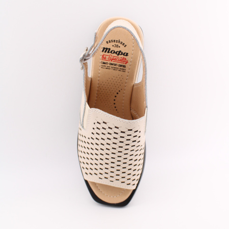 Босоножки TOFA