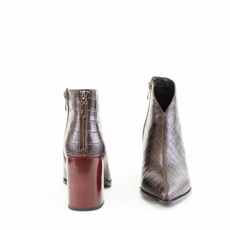 Ботильоны из кожи под рептилию MADELLA