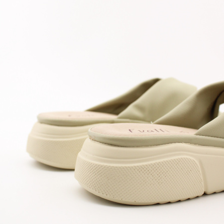 EVALLI сабо на устойчивой танкетке