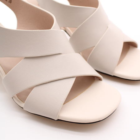 Босоножки из натуральной кожи BADEN