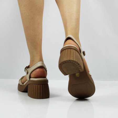 MADELLA туфли массивный рифленный каблук